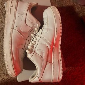 Nike Air Force 1 '07
Men's Shoes
